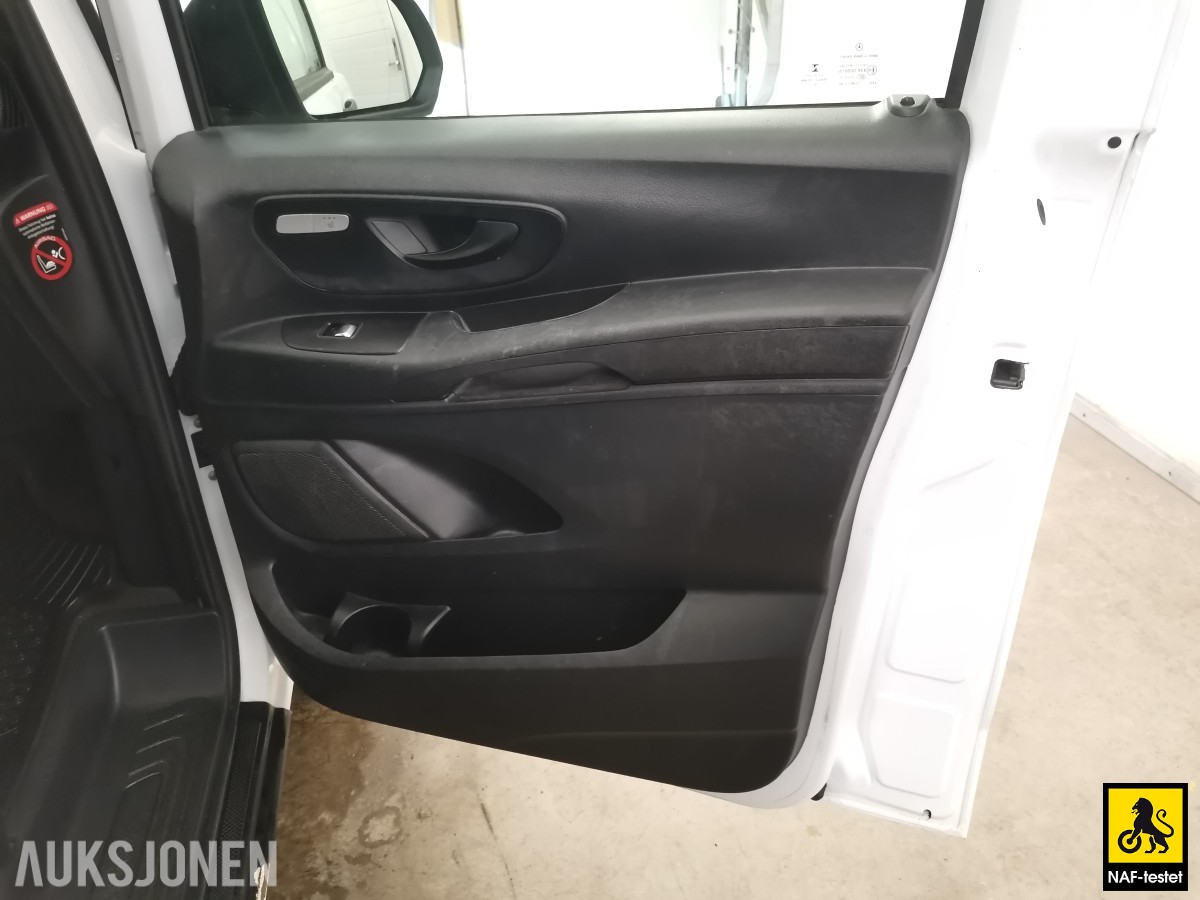 2019 Mercedes-Benz Vito 4MATIC AUTOMAT PERSONBIL HENGERFESTE INNREDNING VARMER