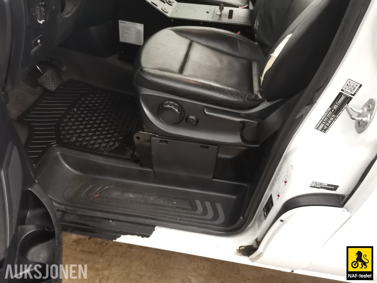 2019 Mercedes-Benz Vito 4MATIC AUTOMAT PERSONBIL HENGERFESTE INNREDNING VARMER