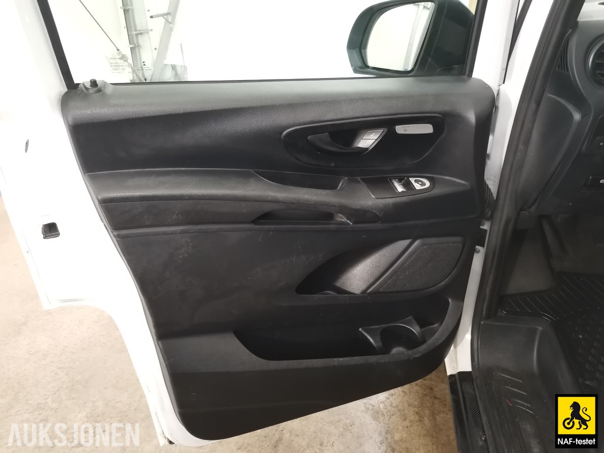 2019 Mercedes-Benz Vito 4MATIC AUTOMAT PERSONBIL HENGERFESTE INNREDNING VARMER