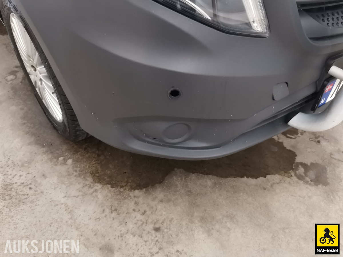 2019 Mercedes-Benz Vito 4MATIC AUTOMAT PERSONBIL HENGERFESTE INNREDNING VARMER