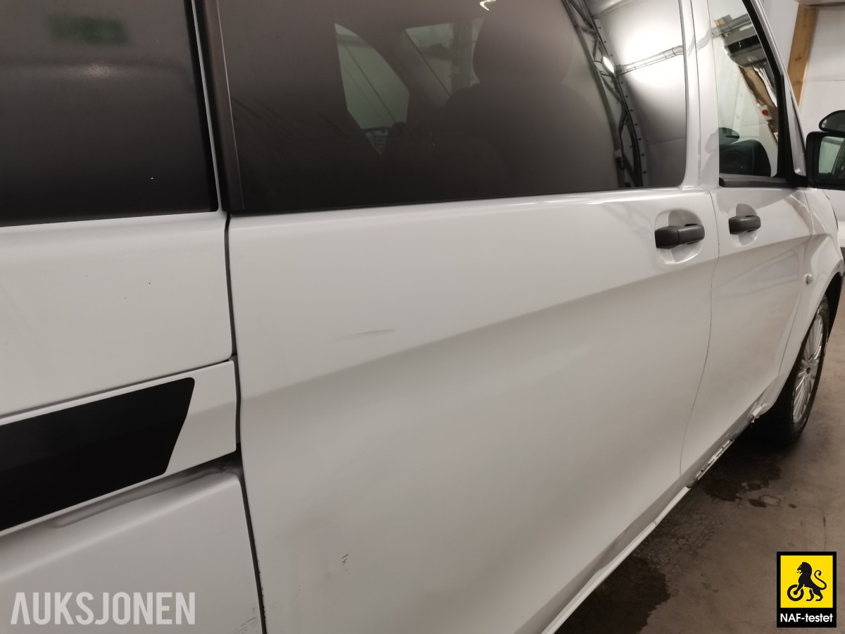 2019 Mercedes-Benz Vito 4MATIC AUTOMAT PERSONBIL HENGERFESTE INNREDNING VARMER