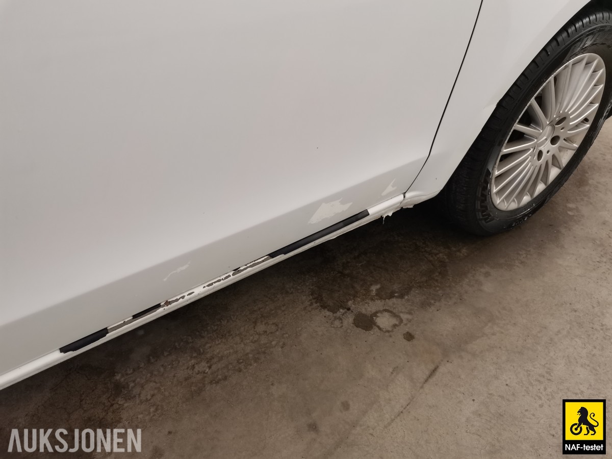2019 Mercedes-Benz Vito 4MATIC AUTOMAT PERSONBIL HENGERFESTE INNREDNING VARMER