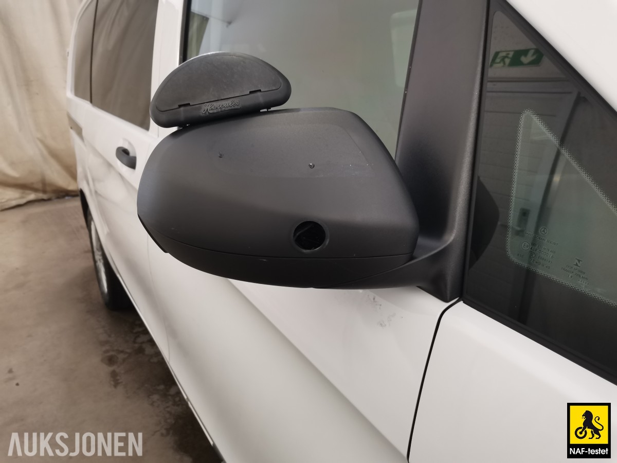 2019 Mercedes-Benz Vito 4MATIC AUTOMAT PERSONBIL HENGERFESTE INNREDNING VARMER