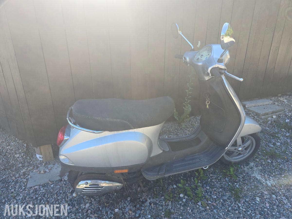 2009 Vespa LX 50