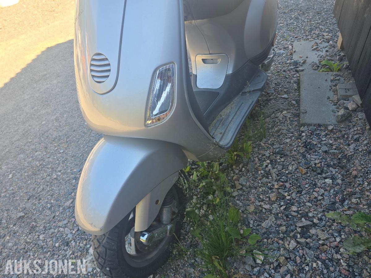 2009 Vespa LX 50