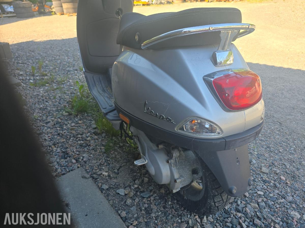 2009 Vespa LX 50