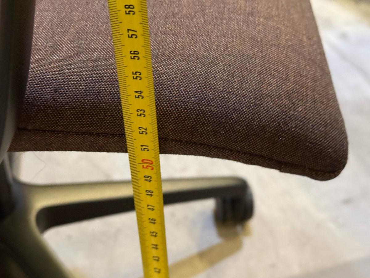 7 stk. LD Seating Oslo 227 konferansestoler og 2 møtebord