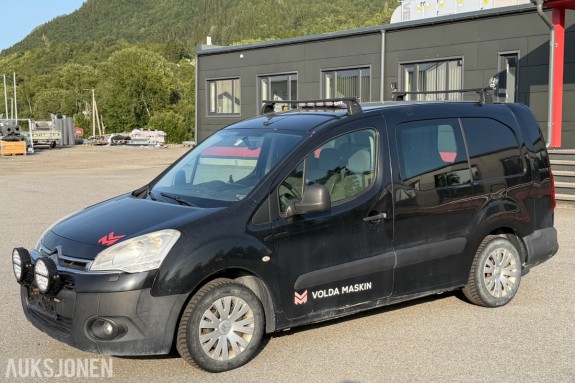 2014 Citroen Berlingo 1.6 D 90 HK HENGERFESTE MANUELL 3-SETER - UTEN MINSTEPRIS!