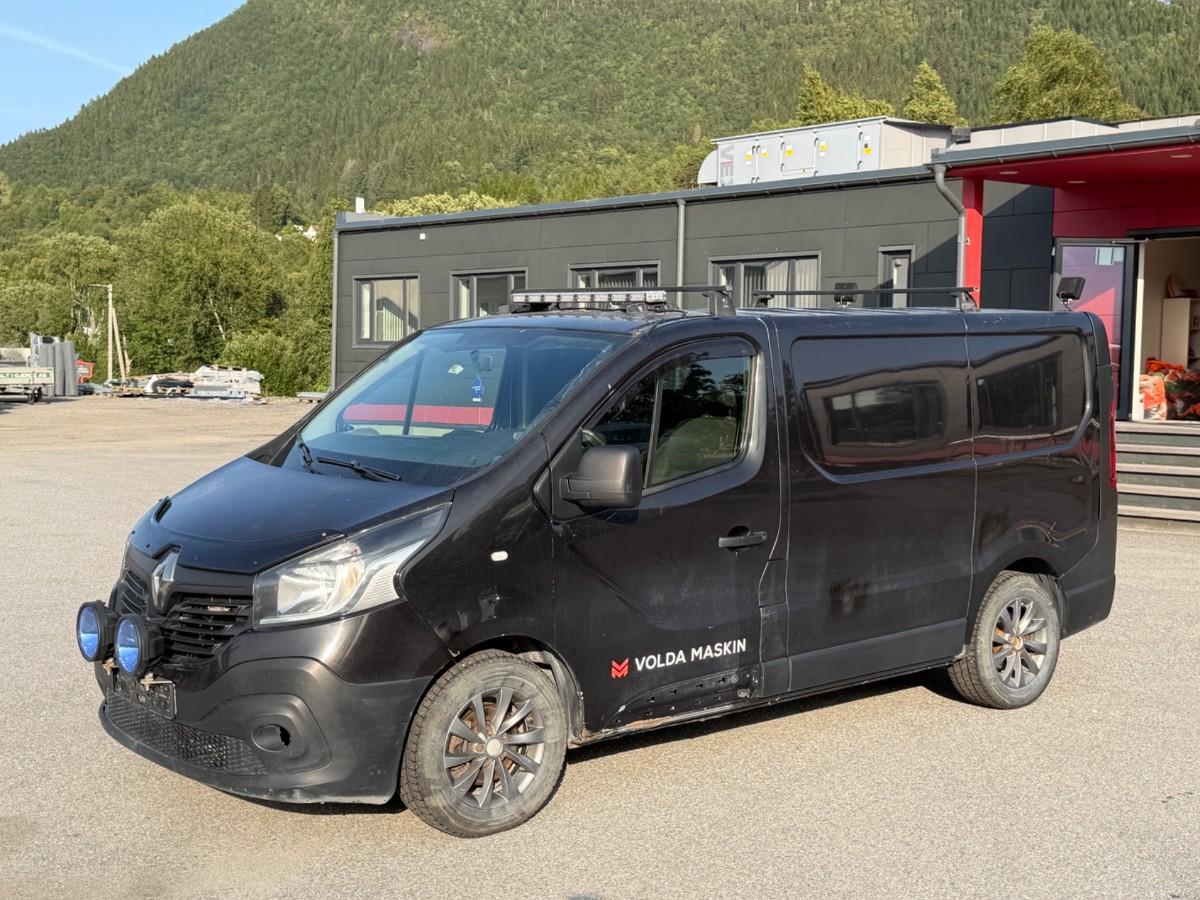 2015 Renault Trafic 1.6 D 140 HK HENGERFESTE CRUISE S+V