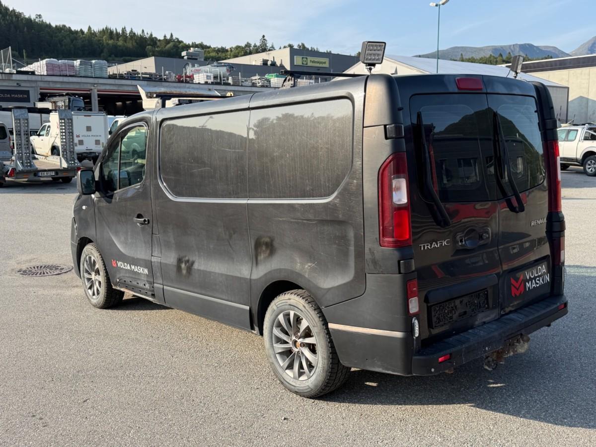 2015 Renault Trafic 1.6 D 140 HK HENGERFESTE CRUISE S+V