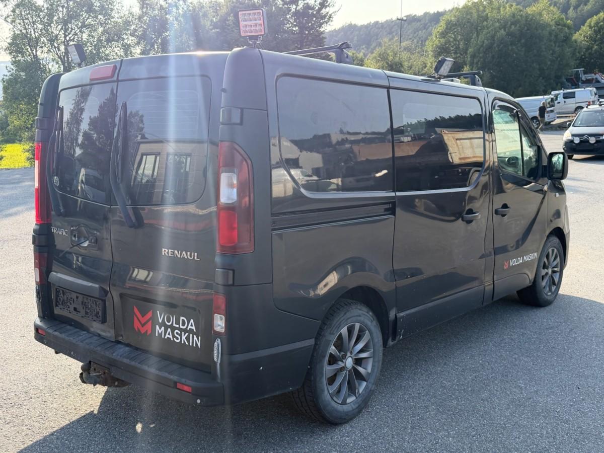 2015 Renault Trafic 1.6 D 140 HK HENGERFESTE CRUISE S+V