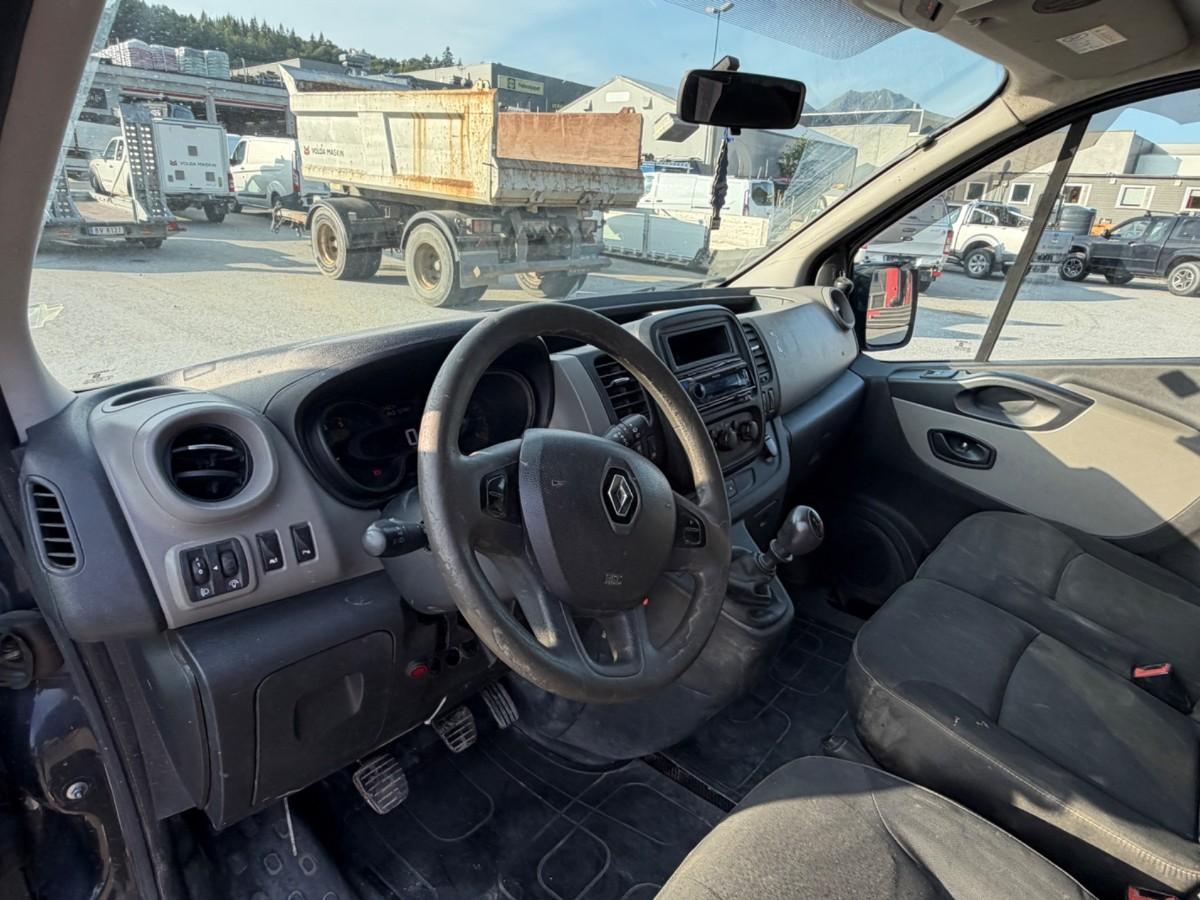 2015 Renault Trafic 1.6 D 140 HK HENGERFESTE CRUISE S+V