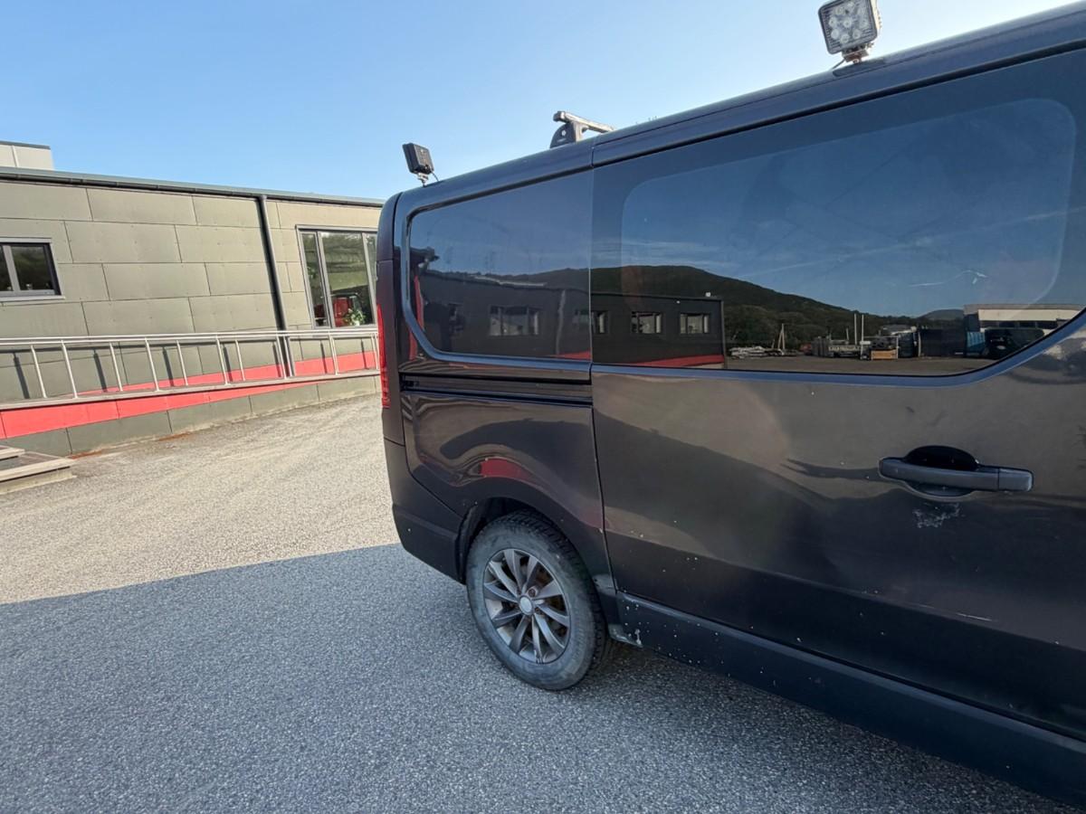 2015 Renault Trafic 1.6 D 140 HK HENGERFESTE CRUISE S+V