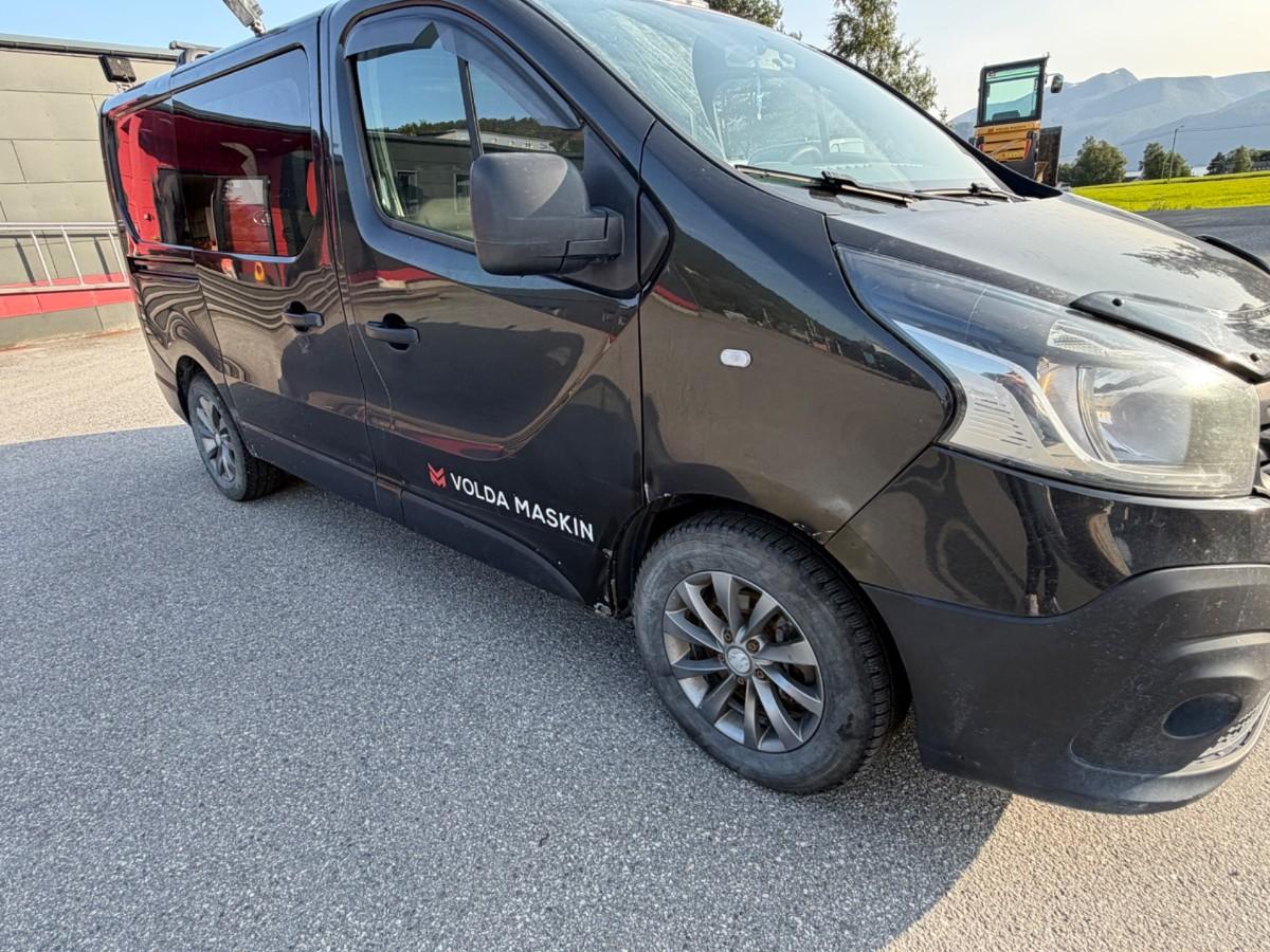 2015 Renault Trafic 1.6 D 140 HK HENGERFESTE CRUISE S+V