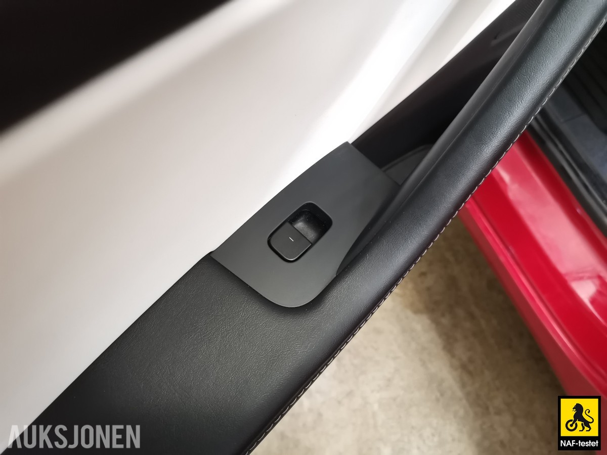 2020 Tesla Model 3 PERFORMANCE AWD VARMEPUMPE PANORAMA