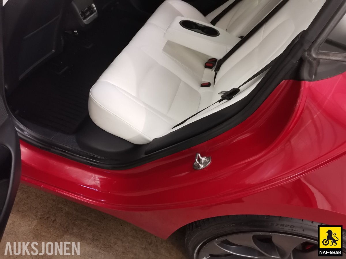 2020 Tesla Model 3 PERFORMANCE AWD VARMEPUMPE PANORAMA