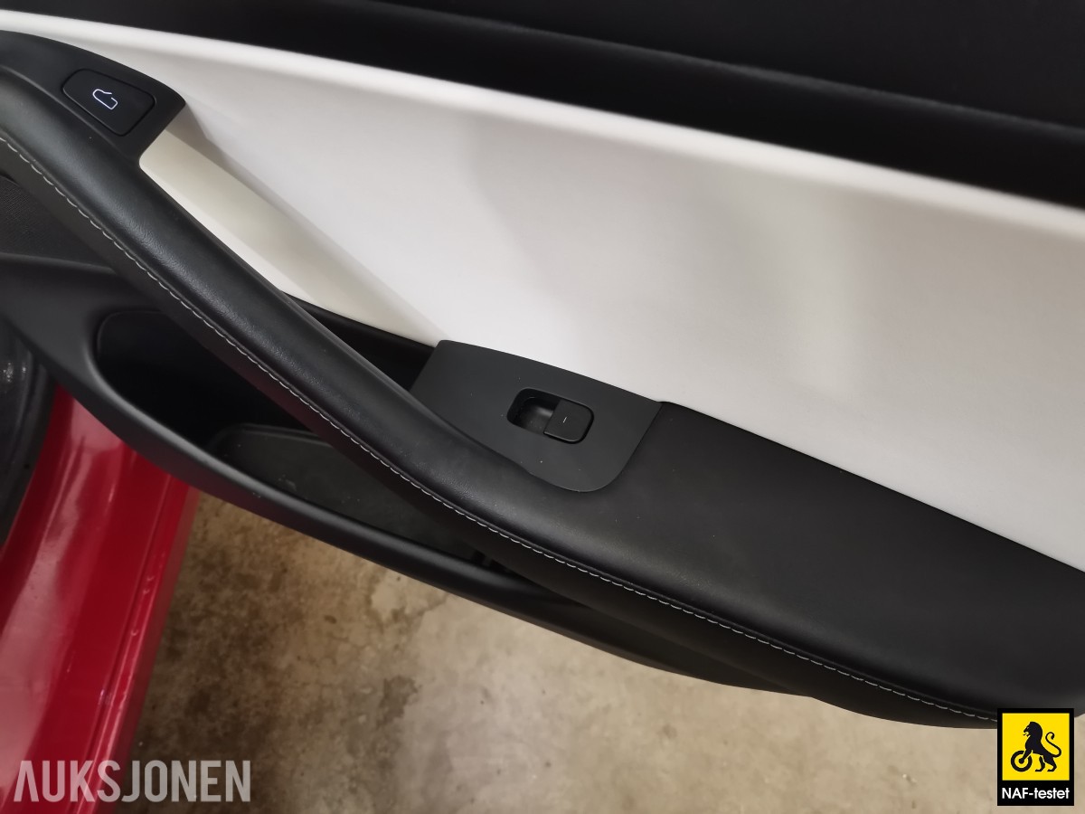 2020 Tesla Model 3 PERFORMANCE AWD VARMEPUMPE PANORAMA