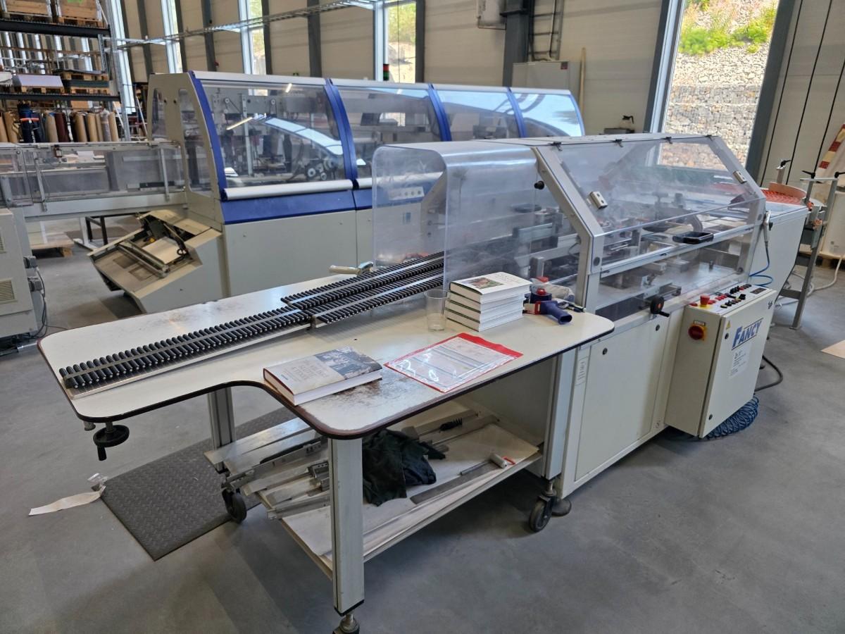 2008 Kolbus SU631 Smussomslag + stacker + prepacker