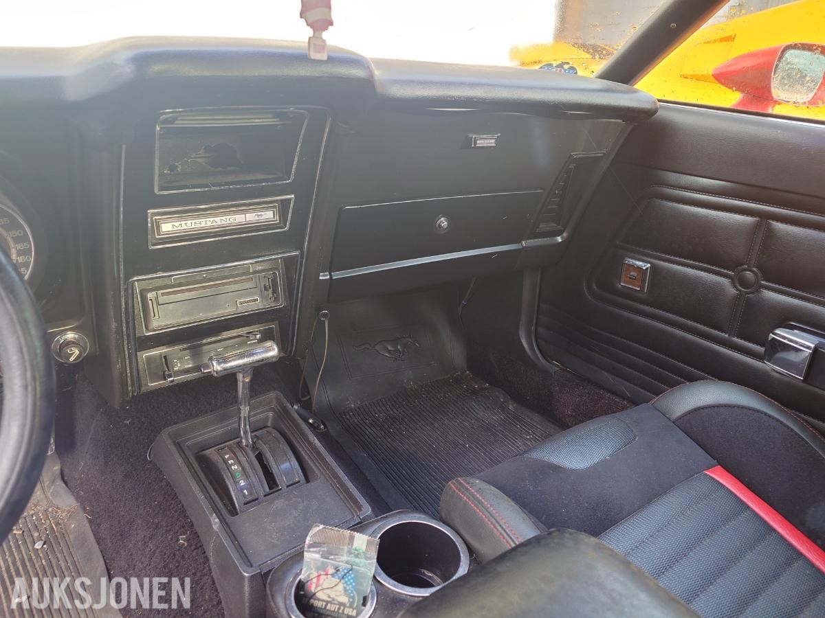 1973 Ford Mustang MACH 1 Fastback - AUTOMAT SKINNINTERIØR 