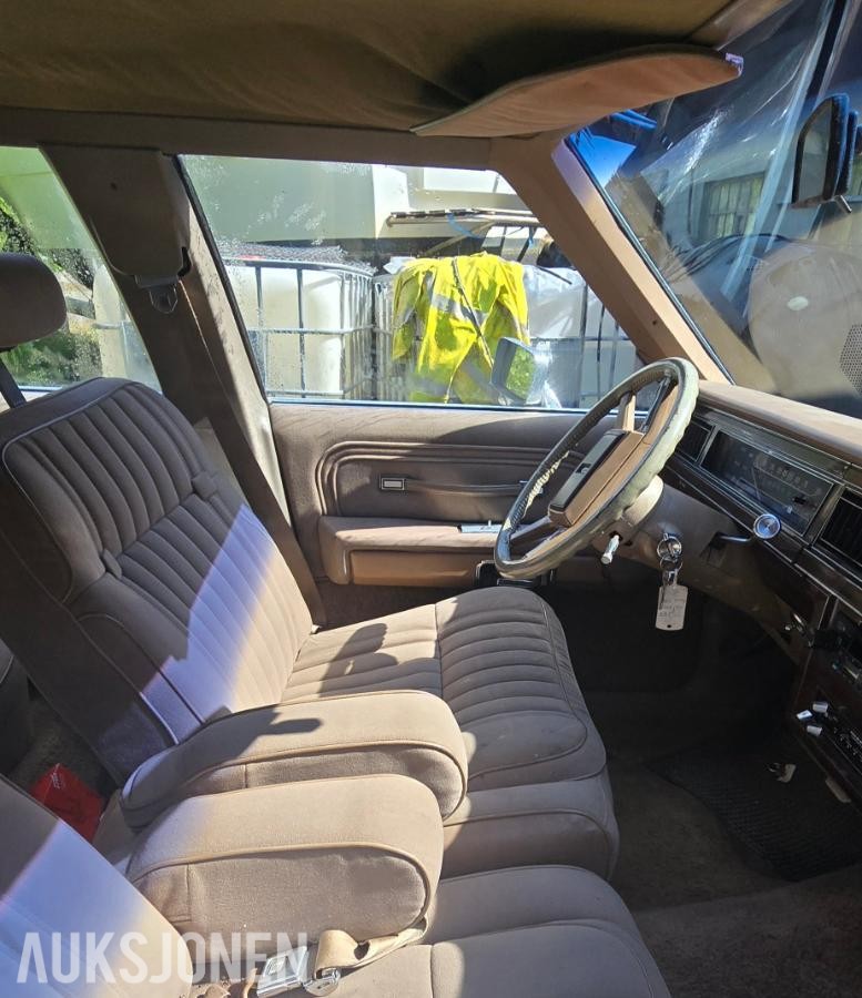 1986 Ford LTD Crown Victoria