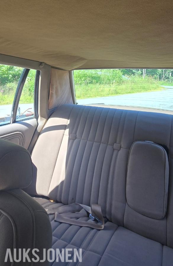 1986 Ford LTD Crown Victoria
