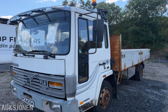 1987 Volvo FL611 4X2 PLANBIL – 154 HK – 3 SETER – REPARASJONSOBJEKT / DELEBIL