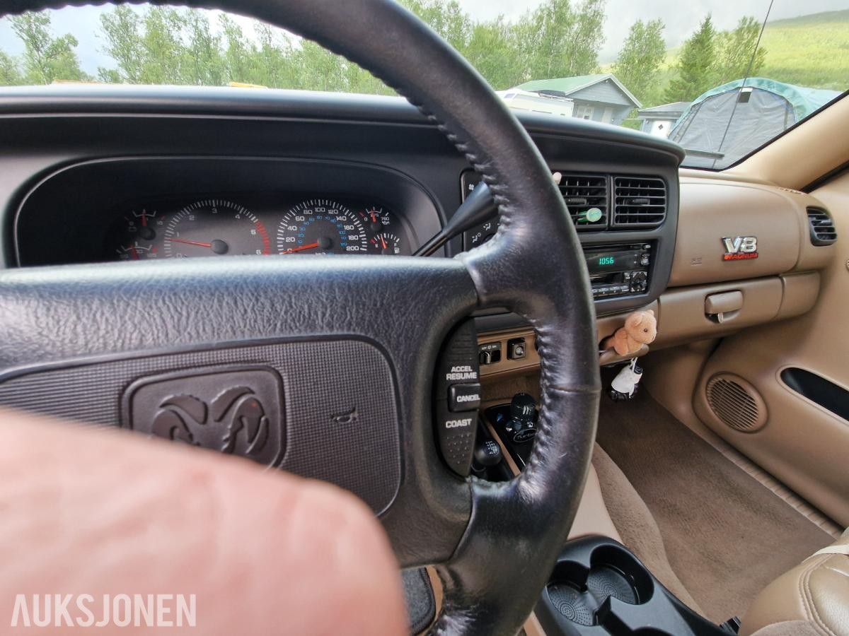 1999 Dodge Durango 5.9 V8 4WD Reparasjonsobjekt