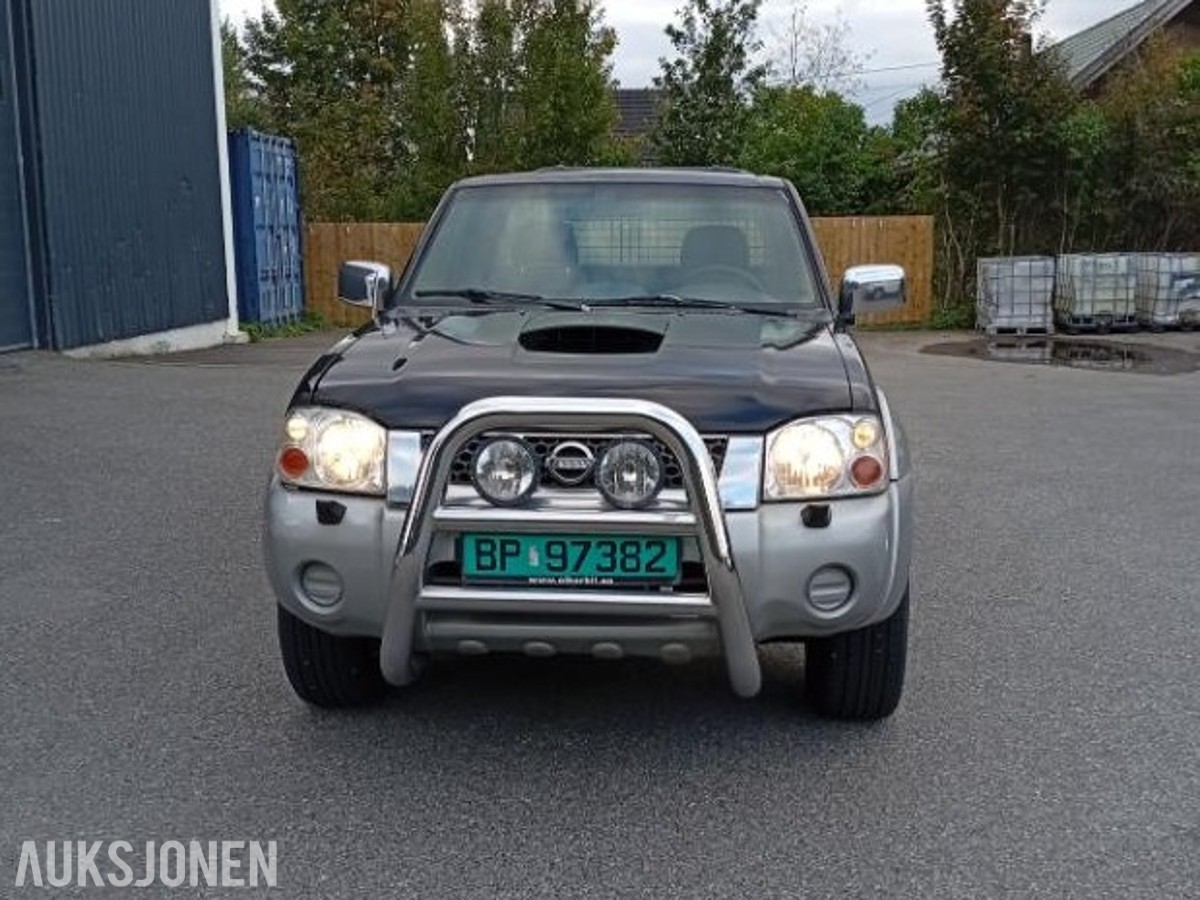 2004 Nissan King Cab 2.5D 133hk 4X4