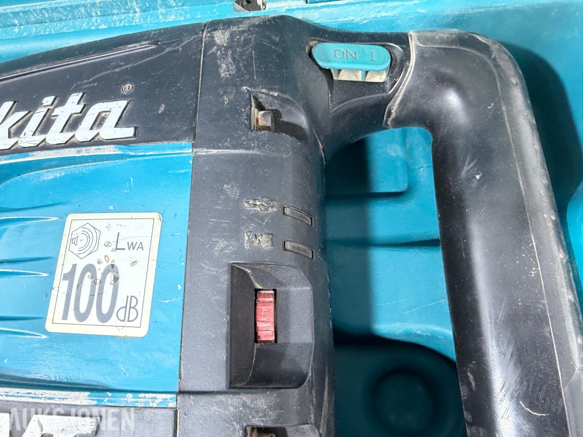 Makita HM1214C meiselhammer 1510 W SDS-Max med transportkoffert