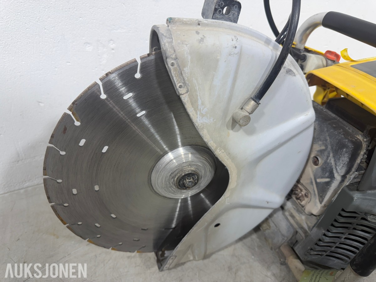2017 Wacker Neuson BTS 635S bensindrevet kappemaskin 350 mm
