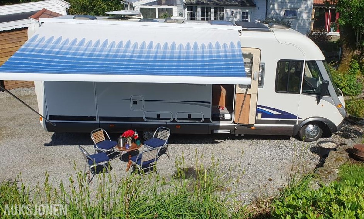2007 Carthago Campingbil, Automat, Ryggekamera, S+V dekk, EU OK til 06.2028