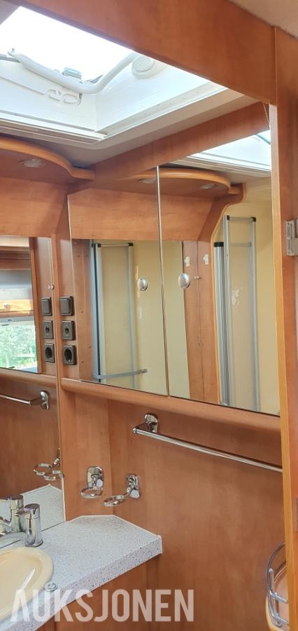 2007 Carthago Campingbil, Automat, Ryggekamera, S+V dekk, EU OK til 06.2028