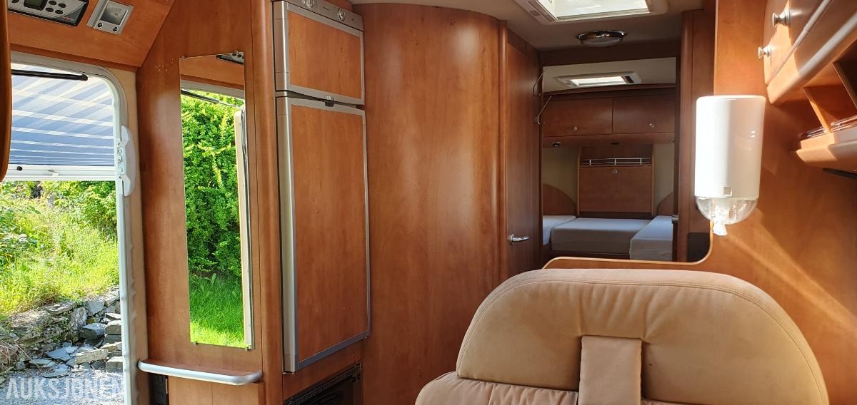 2007 Carthago Campingbil, Automat, Ryggekamera, S+V dekk, EU OK til 06.2028
