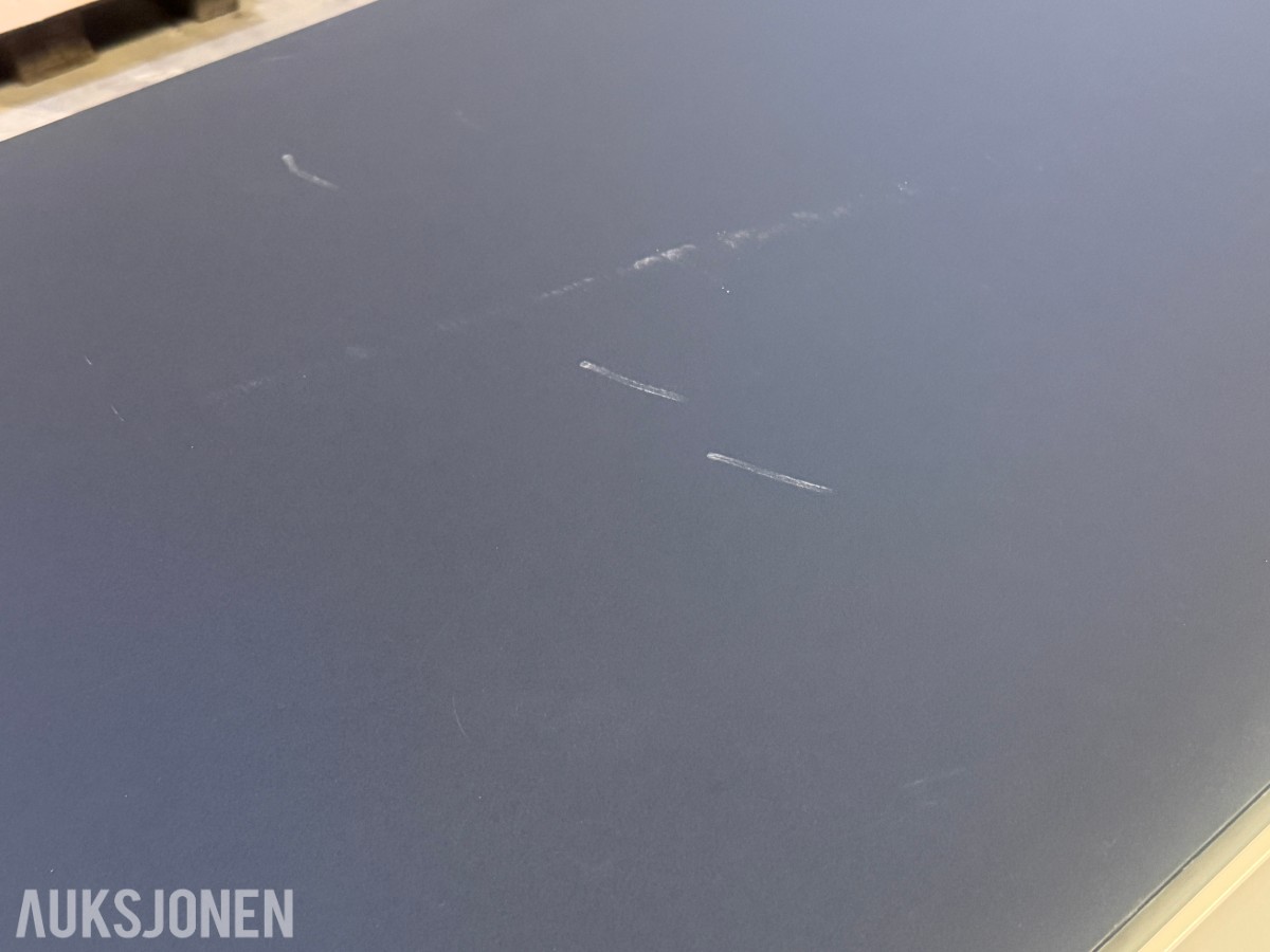 2 stk skjenker / oppbevaringsskap med skyvedører – 160 × 40 × 90 cm