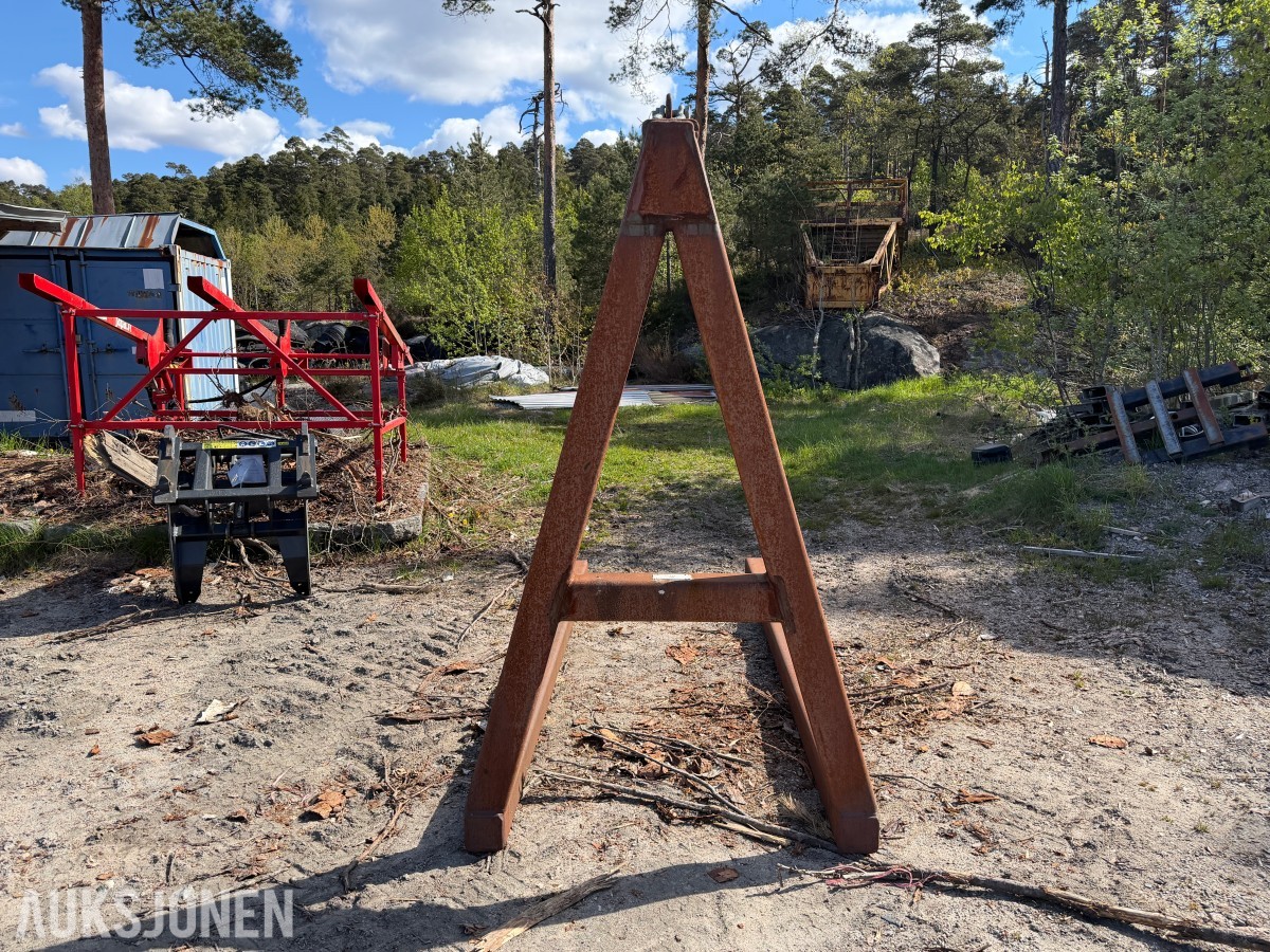 2019 INDUSTRIKRAN LØFTERAMME 5000 KG MED 3 METER GAFLER