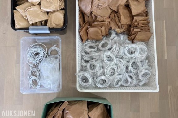 Nye og uåpnede nettverkskabler (ethernet-kabler)