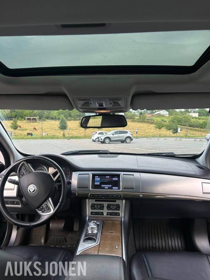 2013 Jaguar XF 2.2D 200 hk Automat 171 400 km