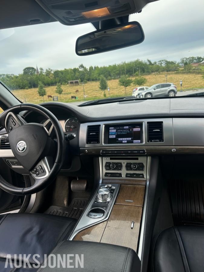 2013 Jaguar XF 2.2D 200 hk Automat 171 400 km