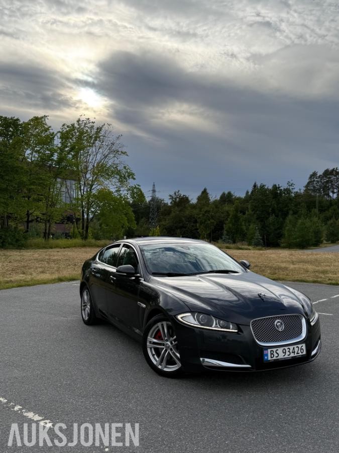 2013 Jaguar XF 2.2D 200 hk Automat 171 400 km