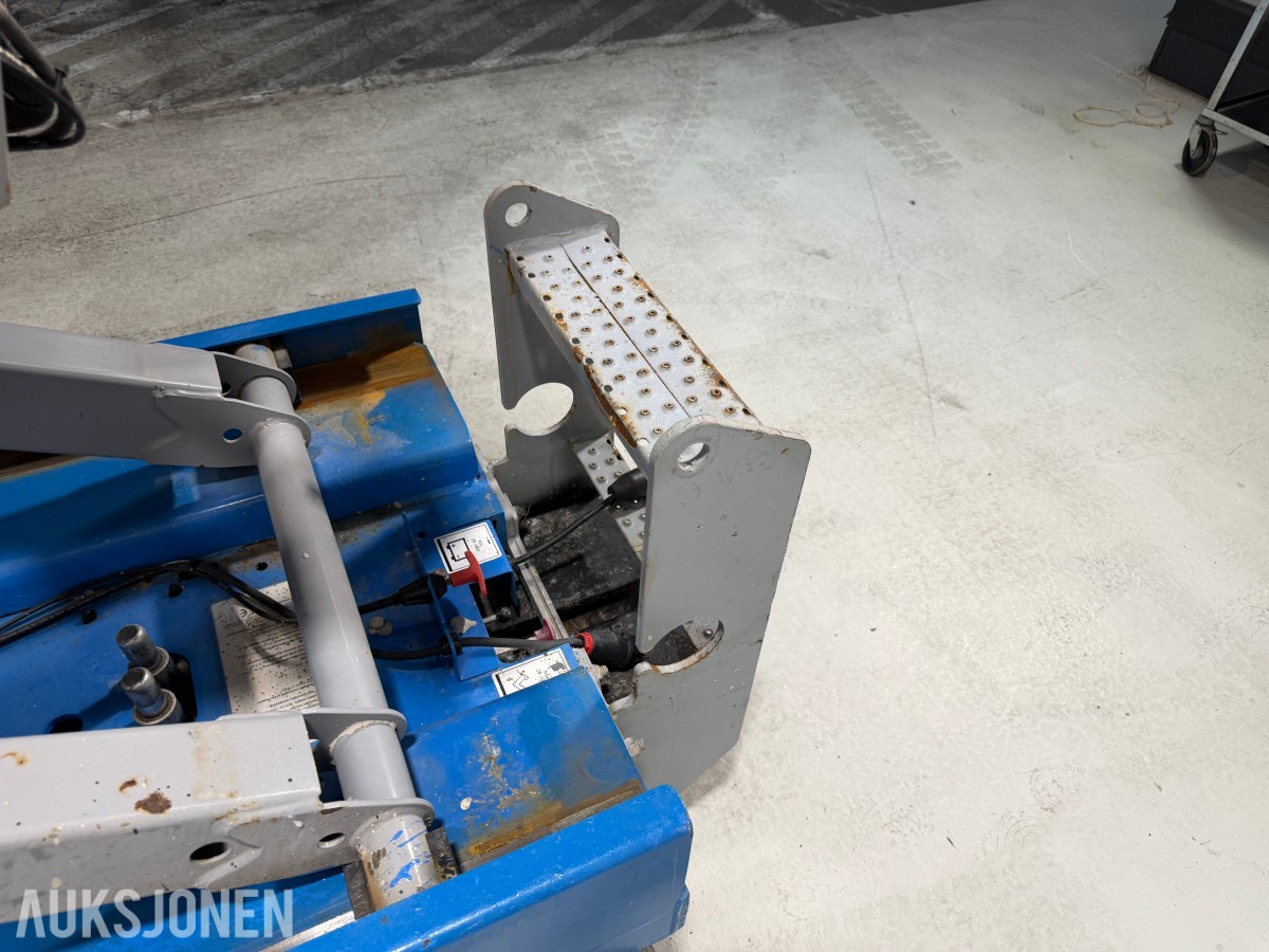 2016 Genie GS-1932 Batteridrevet sakselift – 7,79 m arbeidshøyde