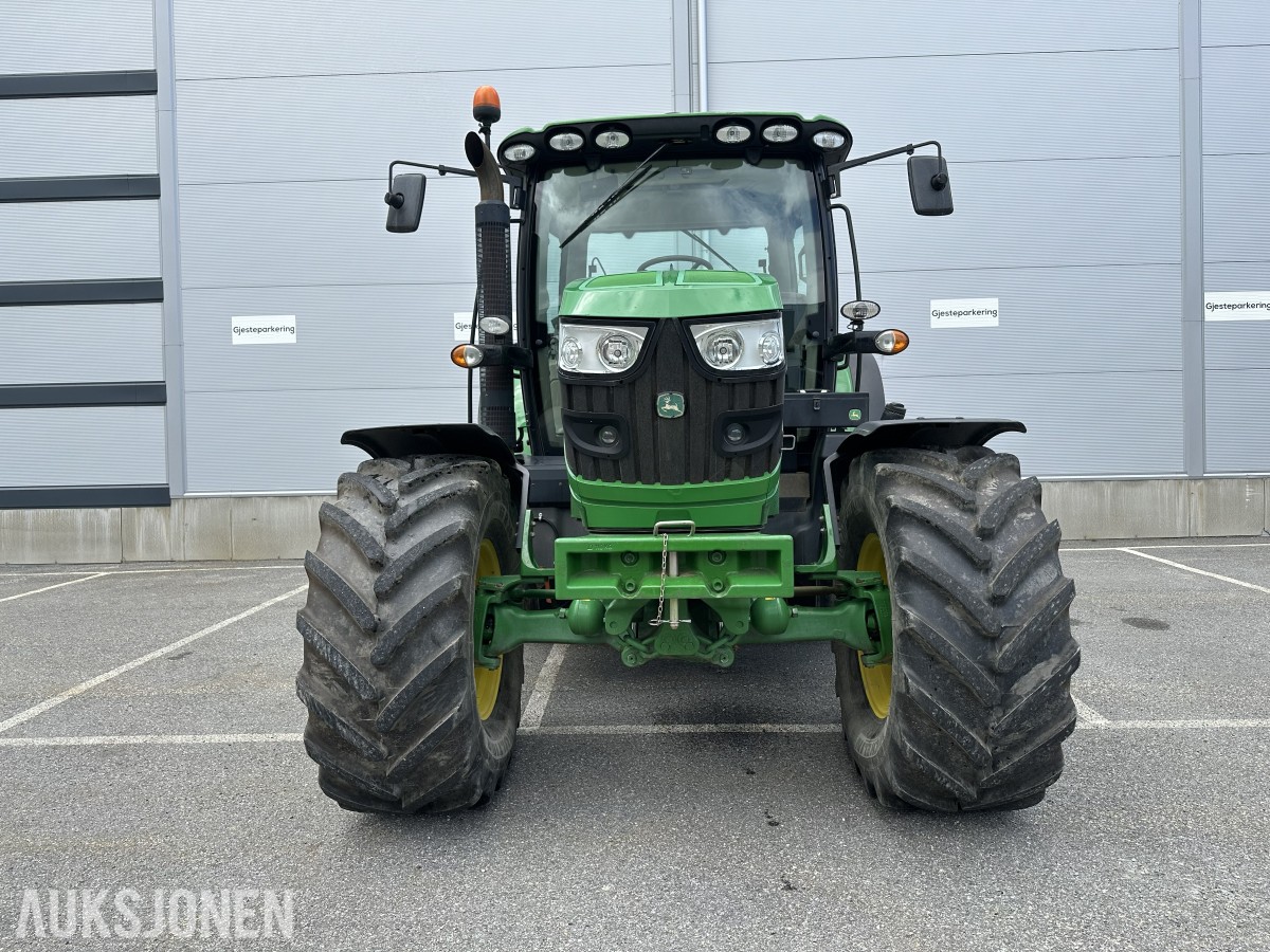 2014 John Deere 6115R kun 2928t