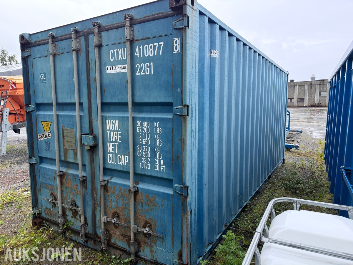 2011 - 20 fots container med containerramme