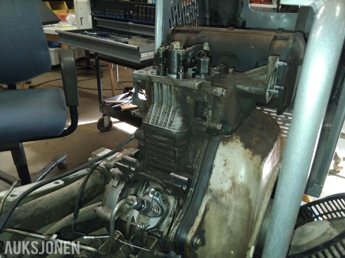 2000 YANMAR L100AE luftavkjølt dieselmotor