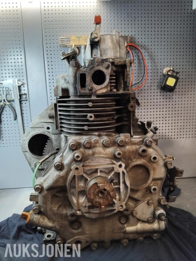 2000 YANMAR L100AE luftavkjølt dieselmotor
