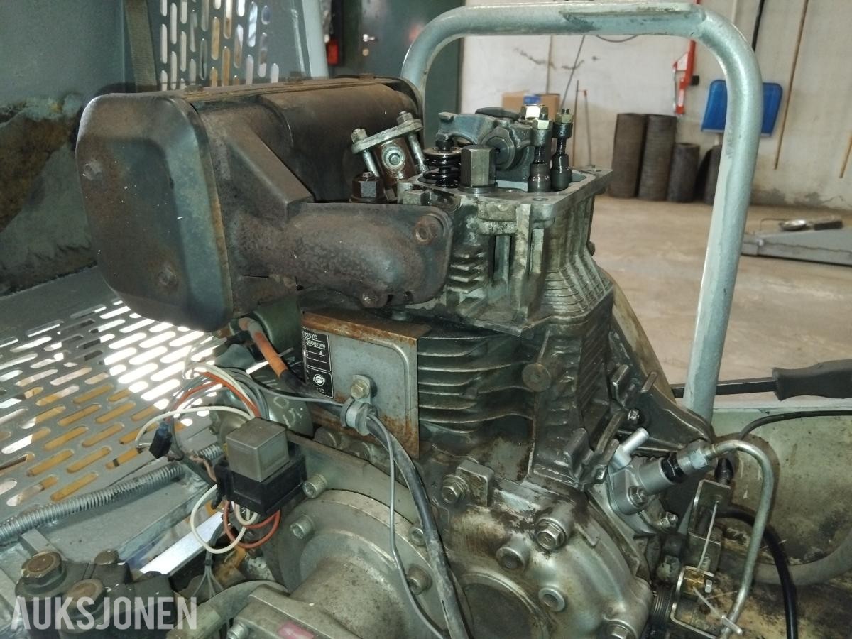 2000 YANMAR L100AE luftavkjølt dieselmotor
