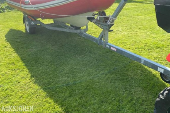 2001 BRIG 450 s RIB med henger og suzuki motor