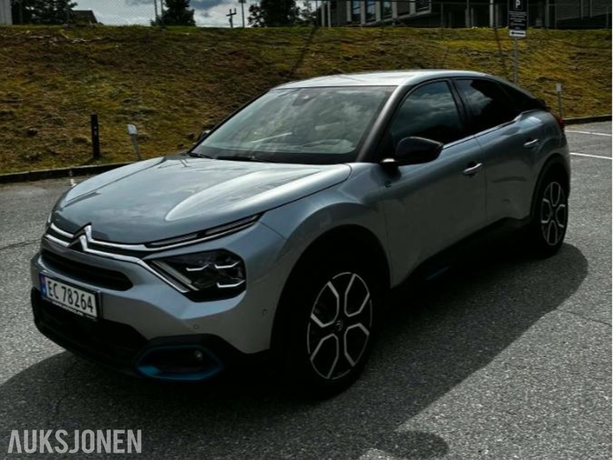 2021 Citroen E-C4 Shine 136hk Adaptiv cruisekontroll, Ryggekamera, Navigasjon