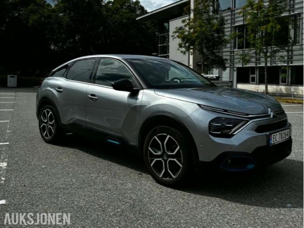 2021 Citroen E-C4 Shine 136hk Adaptiv cruisekontroll, Ryggekamera, Navigasjon