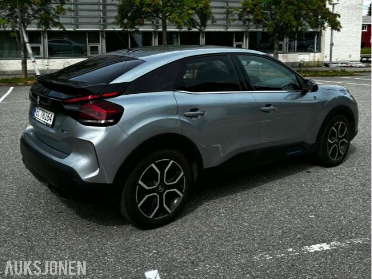 2021 Citroen E-C4 Shine 136hk Adaptiv cruisekontroll, Ryggekamera, Navigasjon