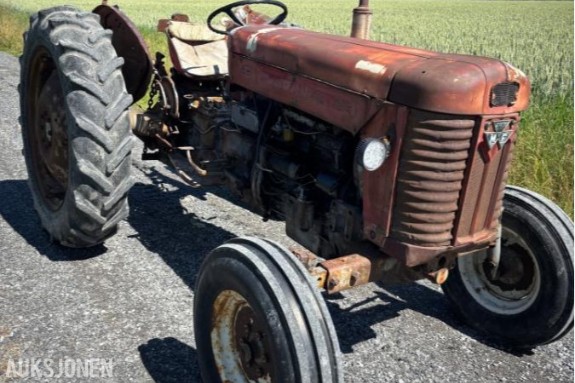 1965 Massey Ferguson 65 traktor